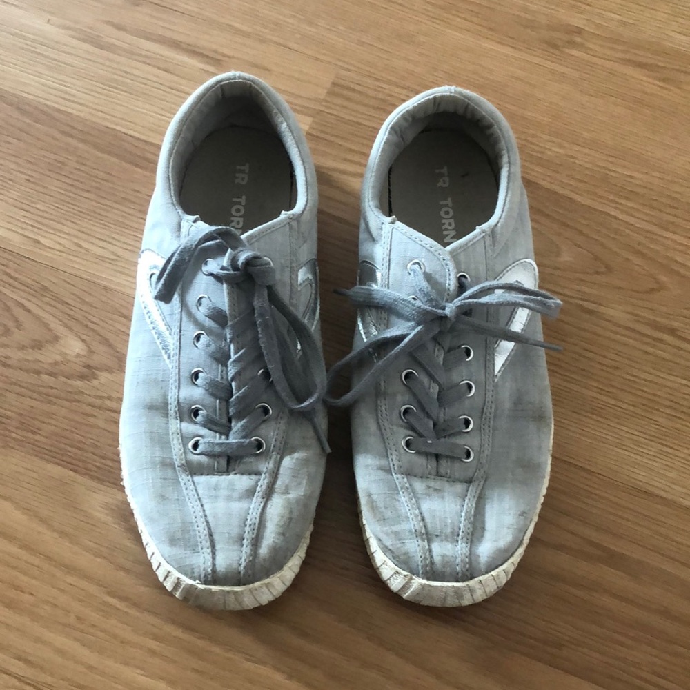 Size 9 Tretorn gray sneakers